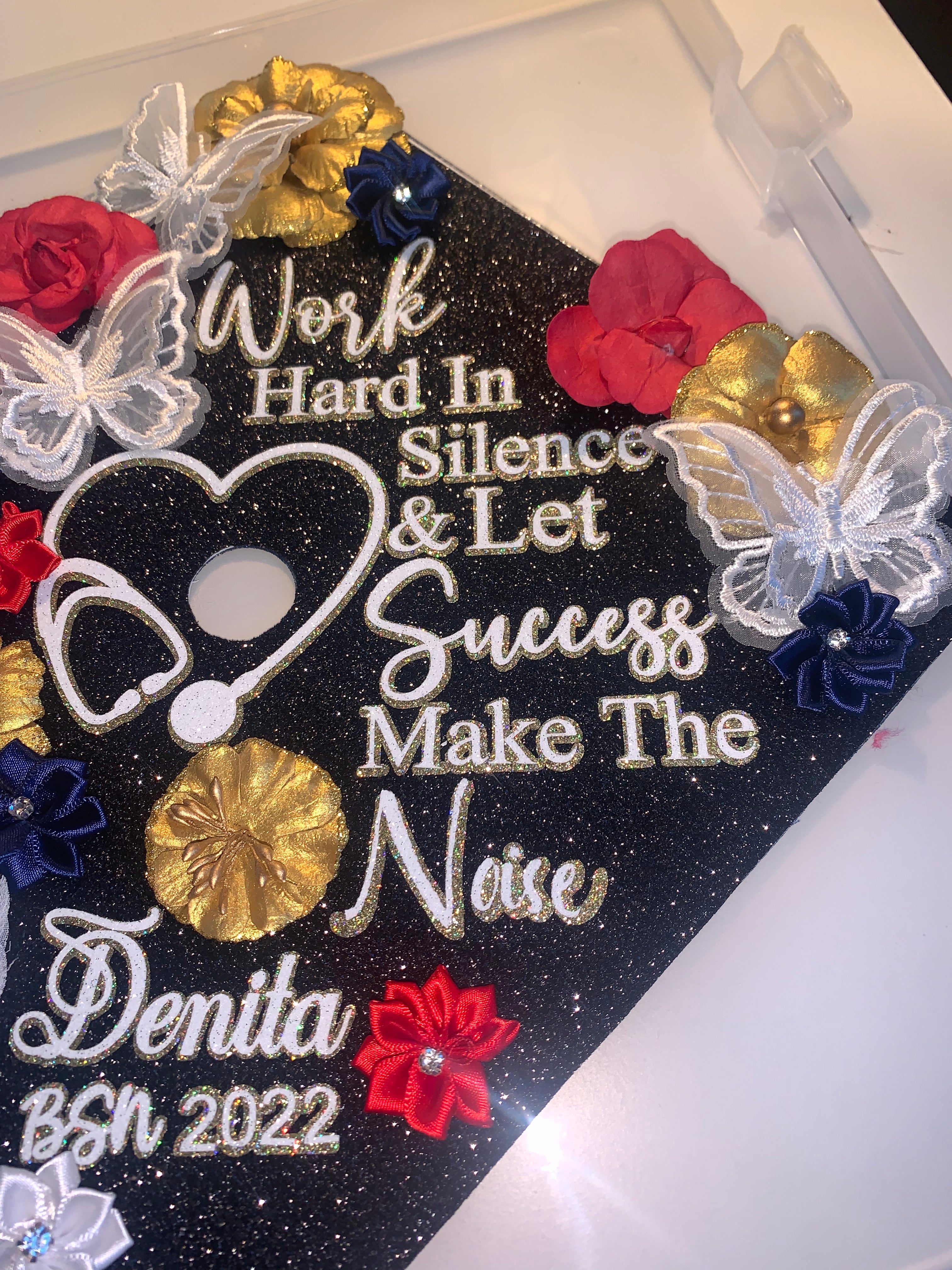 Graduation Grad Cap Topper for Seniors (High school, college, University, Trade).